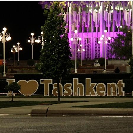 Apartment “Kamolon” Tashkent Luaran gambar
